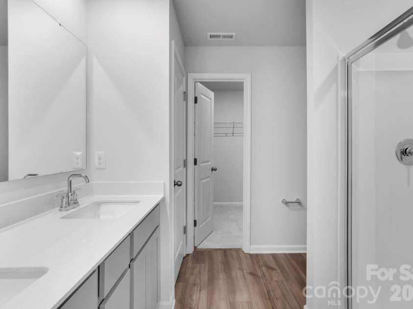700 Espresso Drive, Shelby, NC 28152.  MLS# CAR4343609, YatesRealty ID 26816. 