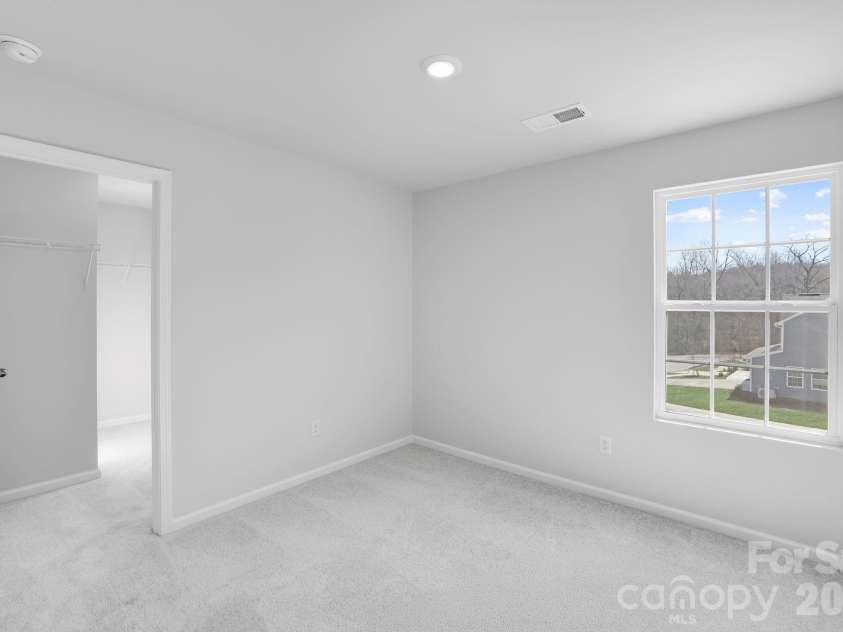 700 Espresso Drive, Shelby, NC 28152.  MLS# CAR4343609, YatesRealty ID 26816. 