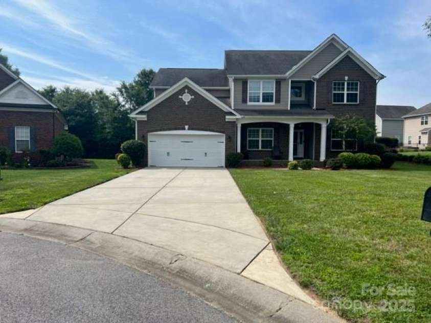 4224 Lois Lane, Indian Land, SC 29707.  MLS# CAR4274045, YatesRealty ID 26818. 