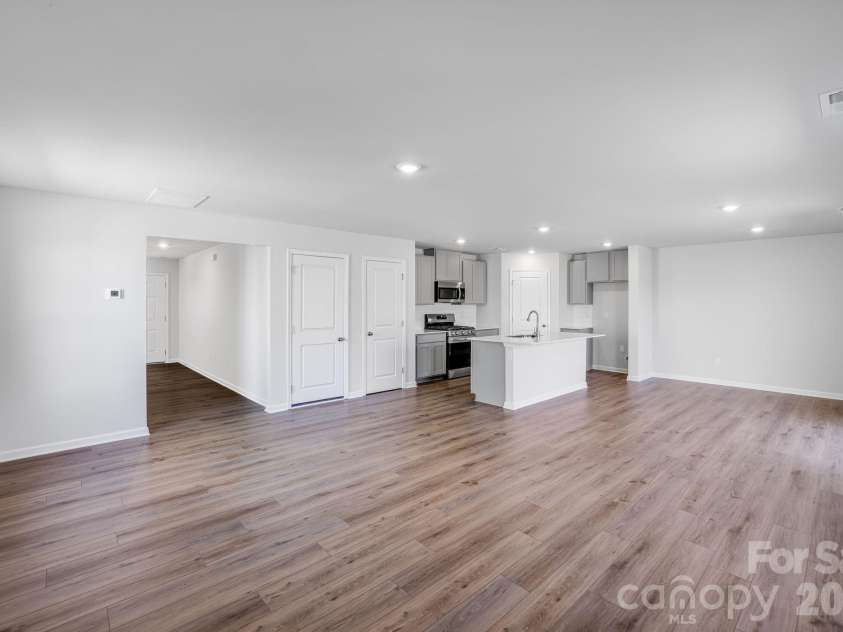 708 Espresso Drive, Shelby, NC 28152.  MLS# CAR4343624, YatesRealty ID 26818. 
