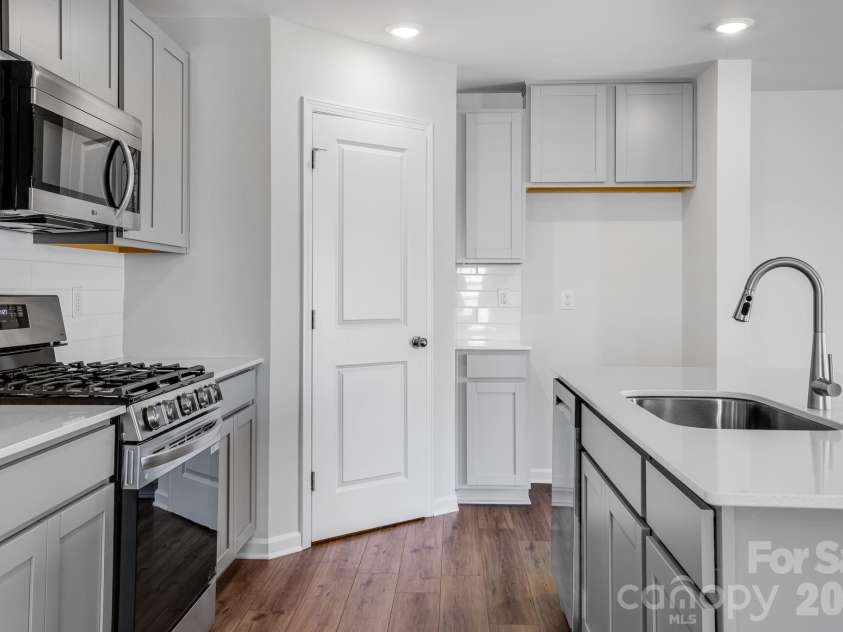 708 Espresso Drive, Shelby, NC 28152.  MLS# CAR4343624, YatesRealty ID 26818. 