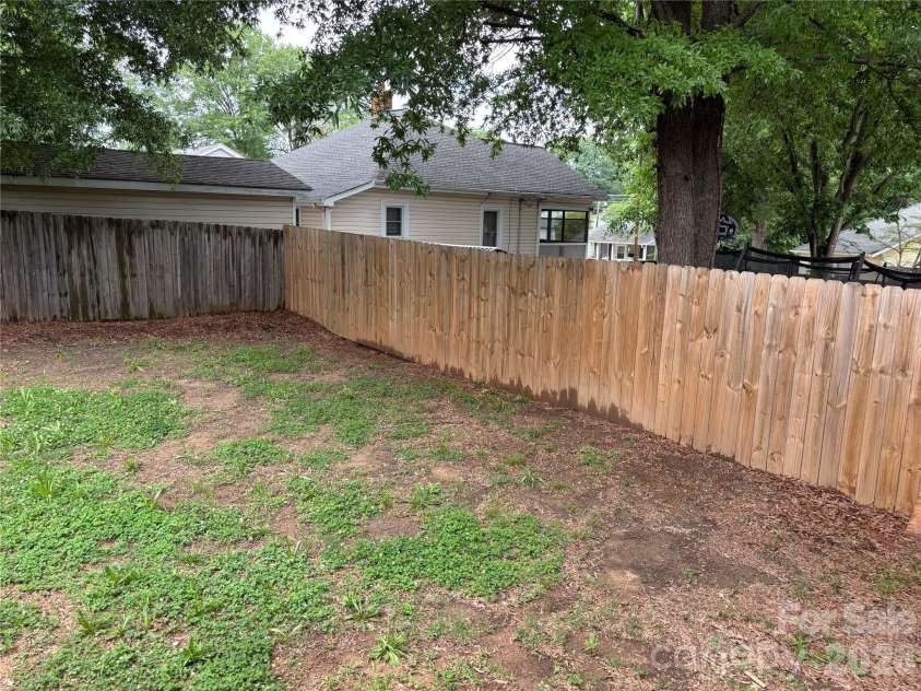 311 Rose Avenue, Kannapolis, NC 28083.  MLS# CAR4381696, YatesRealty ID 26819. 