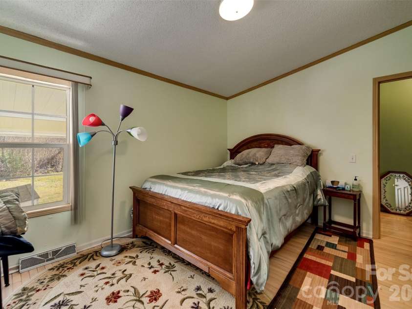 7581 Hwy 441 Highway, Sylva, NC 28779.  MLS# CAR4336341, YatesRealty ID 2682. 