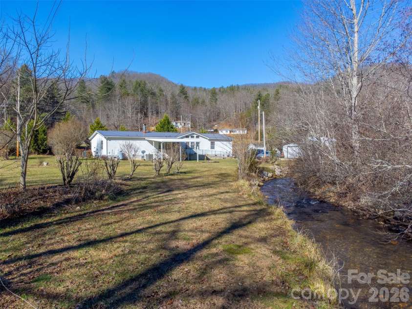 7581 Hwy 441 Highway, Sylva, NC 28779.  MLS# CAR4336341, YatesRealty ID 2682. 