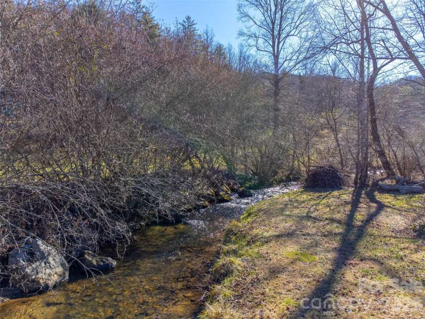 7581 Hwy 441 Highway, Sylva, NC 28779.  MLS# CAR4336341, YatesRealty ID 2682. 