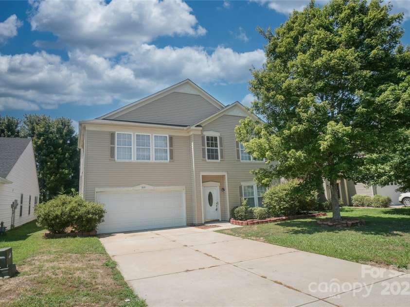3021 Morel Avenue, Fort Mill, SC 29215.  MLS# CAR4274216, YatesRealty ID 26821. 