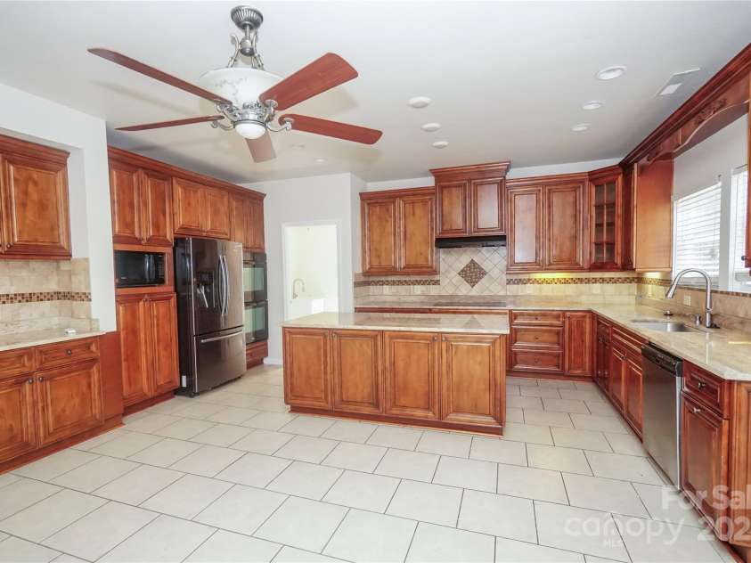 3021 Morel Avenue, Fort Mill, SC 29215.  MLS# CAR4274216, YatesRealty ID 26821. 