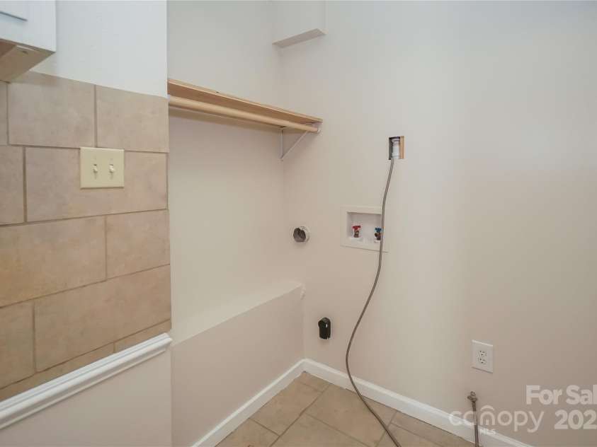 3021 Morel Avenue, Fort Mill, SC 29215.  MLS# CAR4274216, YatesRealty ID 26821. 