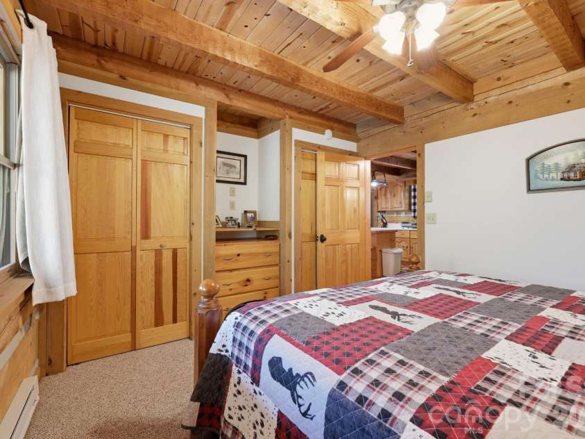 165 Little Boulder Lane, Seven Devils, NC 28604.  MLS# CAR4380097, YatesRealty ID 26823. 