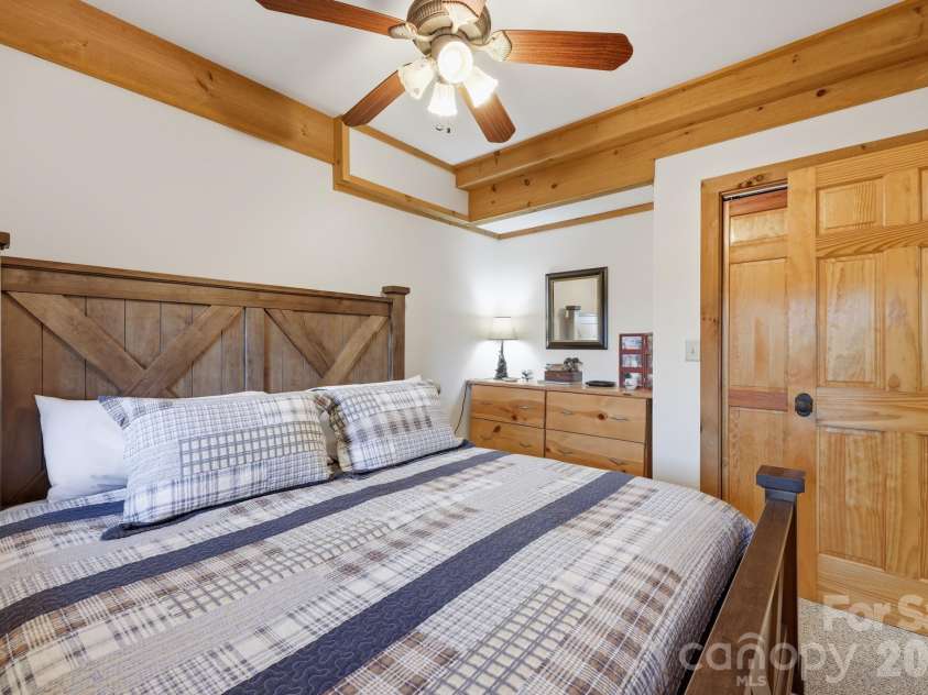 165 Little Boulder Lane, Seven Devils, NC 28604.  MLS# CAR4380097, YatesRealty ID 26823. 