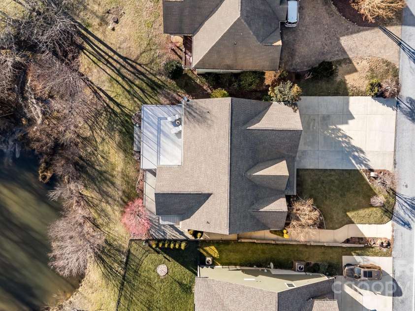 612 Vista Falls Road, Mills River, NC 28759.  MLS# CAR4220957, YatesRealty ID 26824. Aerial view of the home