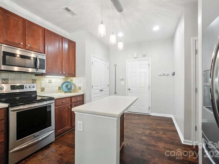 8323 Brookings Drive, Charlotte, NC 28269.  MLS# CAR4282689, YatesRealty ID 26825. 