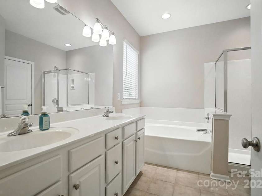 8323 Brookings Drive, Charlotte, NC 28269.  MLS# CAR4282689, YatesRealty ID 26825. 