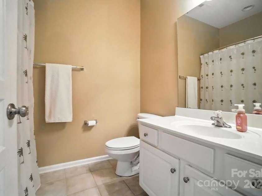 8323 Brookings Drive, Charlotte, NC 28269.  MLS# CAR4282689, YatesRealty ID 26825. 