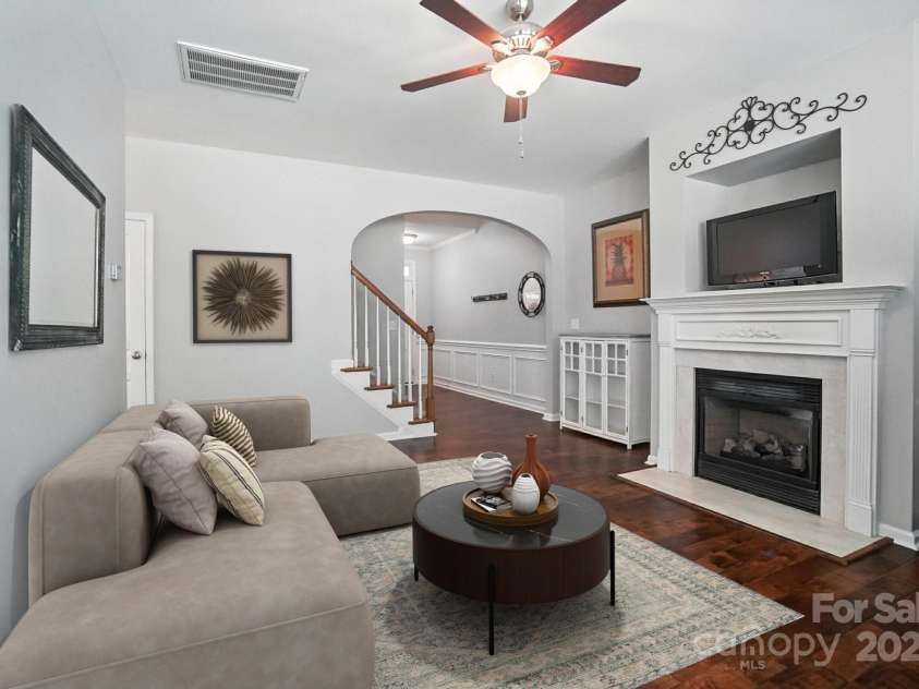 8323 Brookings Drive, Charlotte, NC 28269.  MLS# CAR4282689, YatesRealty ID 26825. 