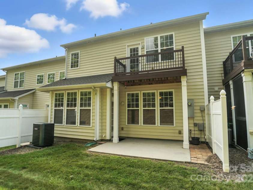 8323 Brookings Drive, Charlotte, NC 28269.  MLS# CAR4282689, YatesRealty ID 26825. 