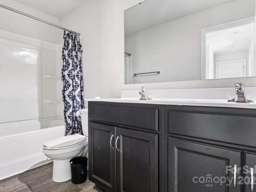 100 Gregory Street, Lancaster, SC 29720.  MLS# CAR4282892, YatesRealty ID 26827. 