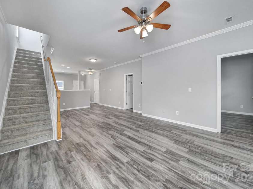 13719 Singleleaf Lane, Charlotte, NC 28278.  MLS# CAR4283132, YatesRealty ID 26828. 