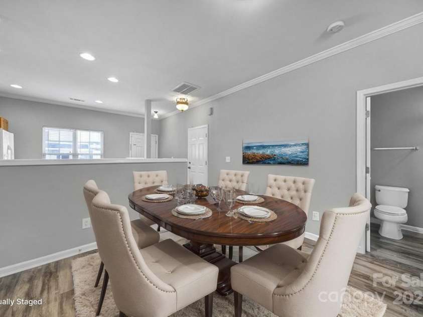 13719 Singleleaf Lane, Charlotte, NC 28278.  MLS# CAR4283132, YatesRealty ID 26828. 