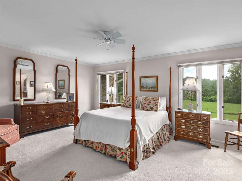 30 Beaumont Drive, Hendersonville, NC 28739.  MLS# CAR4282917, YatesRealty ID 26829. 17'8