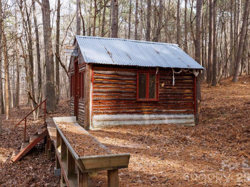 1939 Orrs Station Road, Chester, SC 29706.  MLS# CAR4340069, YatesRealty ID 2683. 