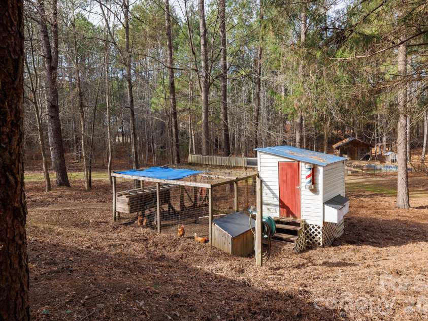 1939 Orrs Station Road, Chester, SC 29706.  MLS# CAR4340069, YatesRealty ID 2683. 