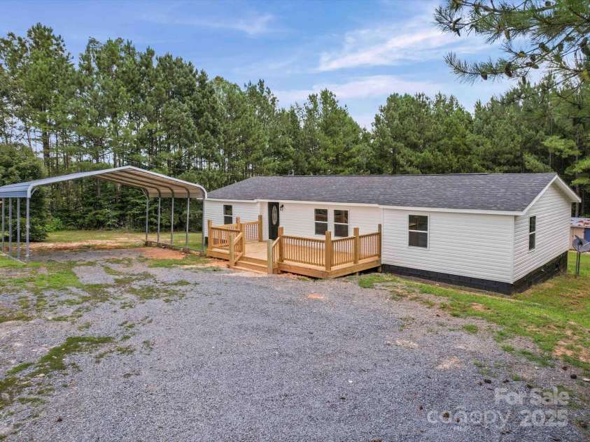 147 Xienghone Road, Mount Gilead, NC 27306.  MLS# CAR4281495, YatesRealty ID 26831. 