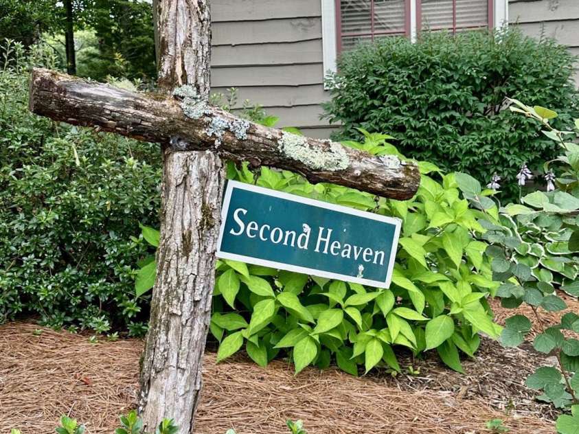 56 First Tee Trail, Cashiers, NC 28717.  MLS# CAR4283025, YatesRealty ID 26832. 