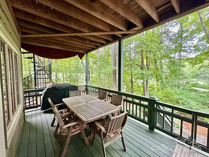 56 First Tee Trail, Cashiers, NC 28717.  MLS# CAR4283025, YatesRealty ID 26832. 