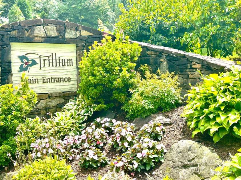 56 First Tee Trail, Cashiers, NC 28717.  MLS# CAR4283025, YatesRealty ID 26832. 