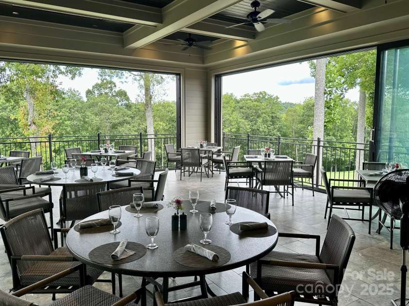 56 First Tee Trail, Cashiers, NC 28717.  MLS# CAR4283025, YatesRealty ID 26832. 