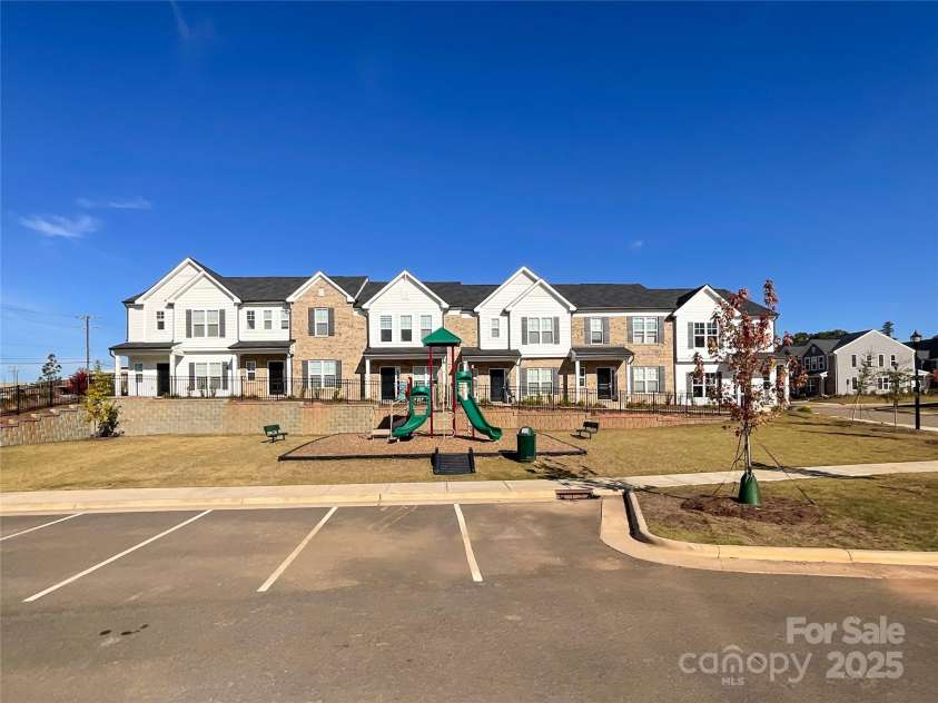 1836 Teachers House Road, Concord, NC 28027.  MLS# CAR4277038, YatesRealty ID 26839. 