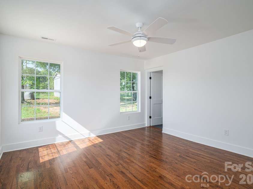 6123 Flay Road, Cherryville, NC 28021.  MLS# CAR4382632, YatesRealty ID 26839. 