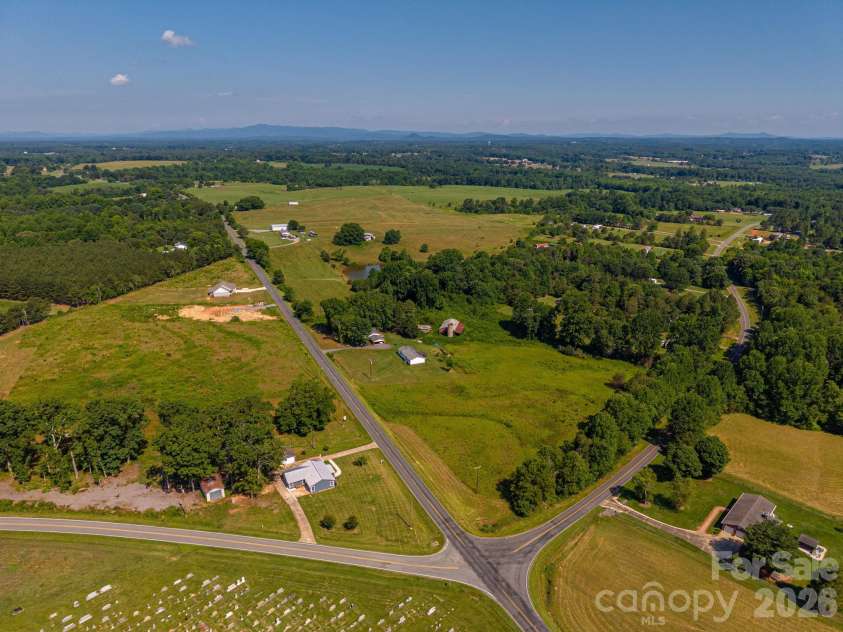 6123 Flay Road, Cherryville, NC 28021.  MLS# CAR4382632, YatesRealty ID 26839. 