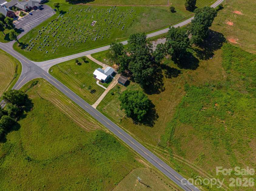 6123 Flay Road, Cherryville, NC 28021.  MLS# CAR4382632, YatesRealty ID 26839. 