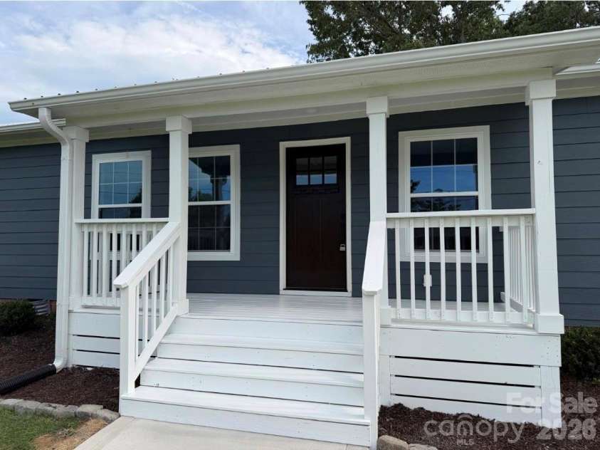 6123 Flay Road, Cherryville, NC 28021.  MLS# CAR4382632, YatesRealty ID 26839. 