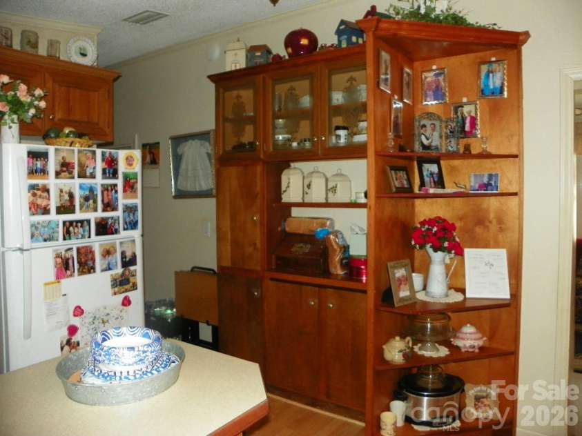 133 Pier Avenue, New London, NC 28127.  MLS# CAR4340089, YatesRealty ID 2684. 