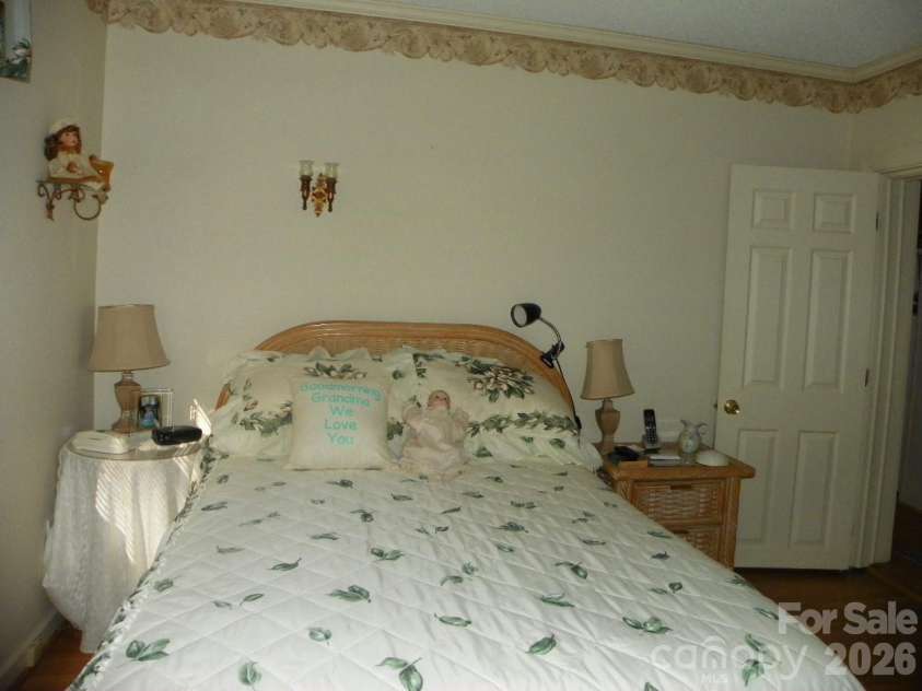 133 Pier Avenue, New London, NC 28127.  MLS# CAR4340089, YatesRealty ID 2684. 