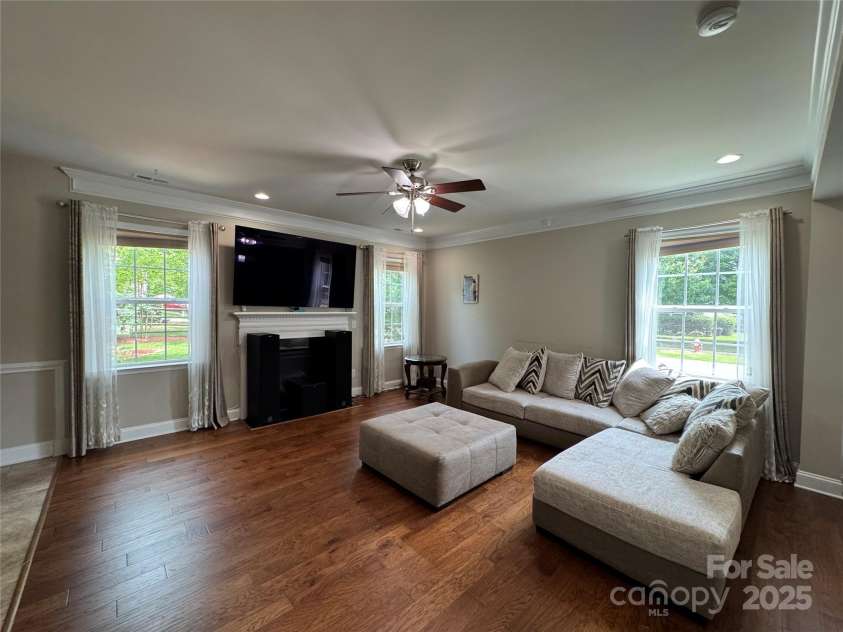 3500 Exbury Gardens Drive, Waxhaw, NC 28173.  MLS# CAR4233457, YatesRealty ID 2684. 