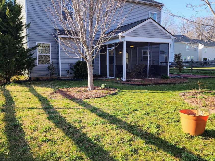 3500 Exbury Gardens Drive, Waxhaw, NC 28173.  MLS# CAR4233457, YatesRealty ID 2684. 