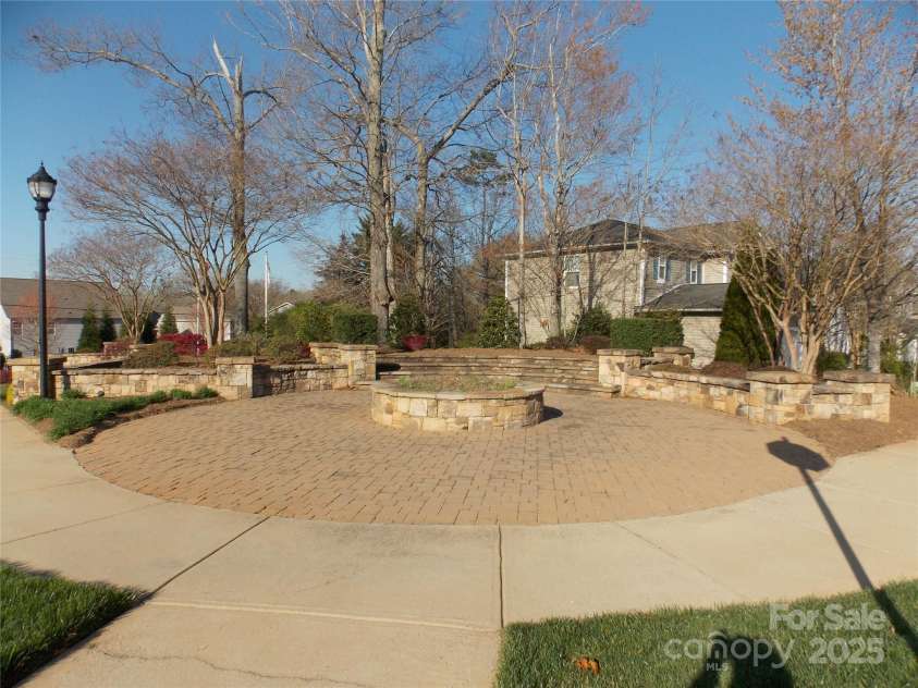 3500 Exbury Gardens Drive, Waxhaw, NC 28173.  MLS# CAR4233457, YatesRealty ID 2684. 