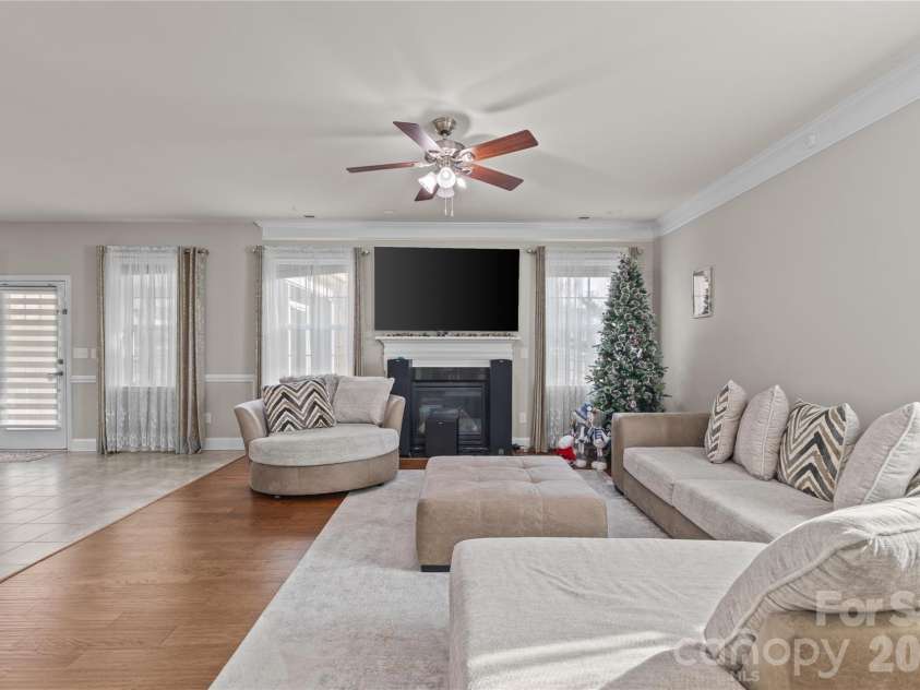 3500 Exbury Gardens Drive, Waxhaw, NC 28173.  MLS# CAR4333228, YatesRealty ID 2684. 