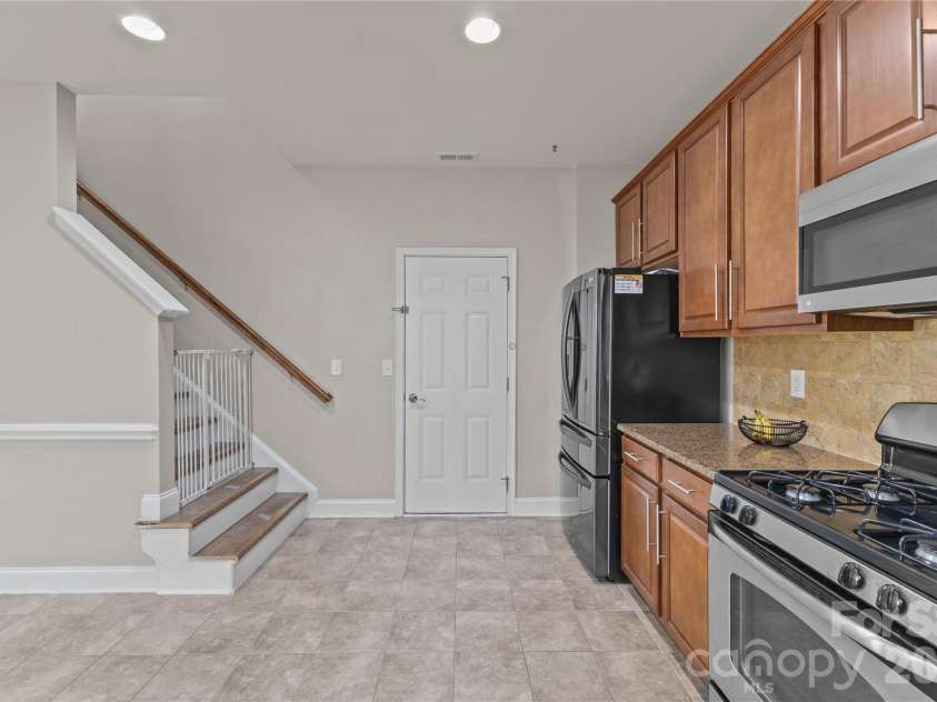 3500 Exbury Gardens Drive, Waxhaw, NC 28173.  MLS# CAR4333228, YatesRealty ID 2684. 