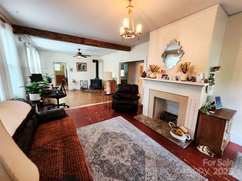 323 Johnson Street, Mount Holly, NC 28120.  MLS# CAR4278120, YatesRealty ID 26840. 