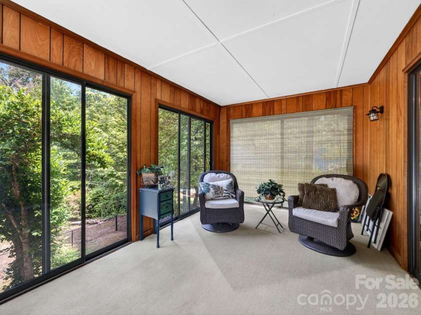 707 Dogwood Trail, Tryon, NC 28782.  MLS# CAR4383954, YatesRealty ID 26840. 