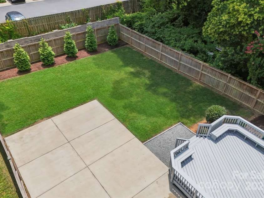 1535 Southwood Avenue, Charlotte, NC 28203.  MLS# CAR4281066, YatesRealty ID 26841. 