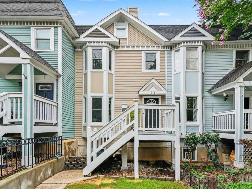 316 10th Street, Charlotte, NC 28202.  MLS# CAR4383704, YatesRealty ID 26841. 