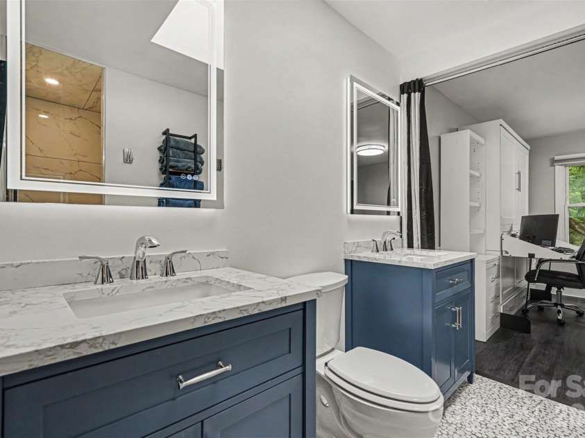 316 10th Street, Charlotte, NC 28202.  MLS# CAR4383704, YatesRealty ID 26841. 