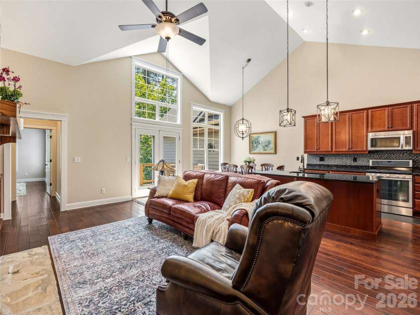 36 Kaufman Stone Way, Biltmore Lake, NC 28715.  MLS# CAR4374954, YatesRealty ID 26842. 