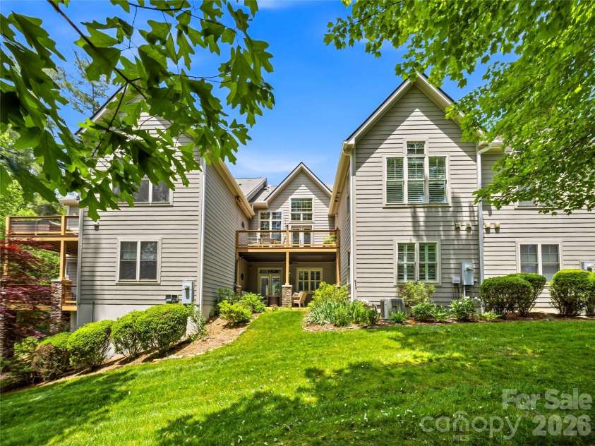 36 Kaufman Stone Way, Biltmore Lake, NC 28715.  MLS# CAR4374954, YatesRealty ID 26842. 